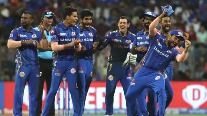 IPL final 2019 mumbai indians beat CSK by 1 runs and lift the trophy