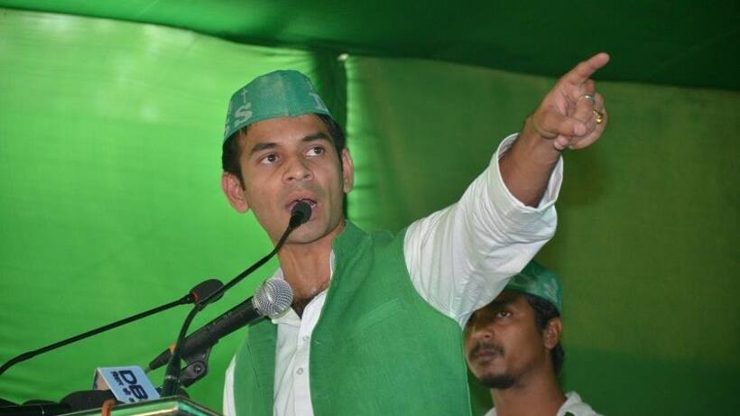 भाई के खिलाफ बगावत करके तेजप्रताप ने खुद को बताया दूसरा लालू यादव