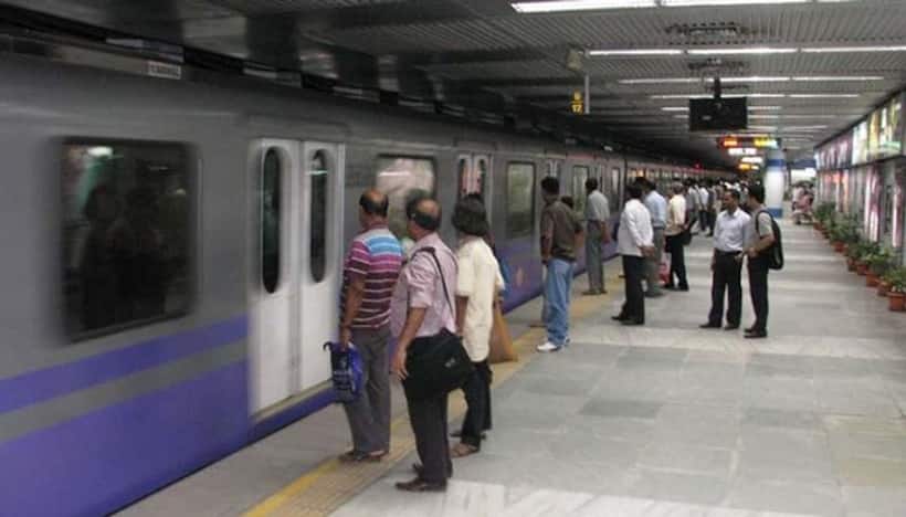 Kolkata Metro services disrupted after woman attempts suicide on tracks