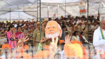 narendra modi slams congress leadership on corruption in up election rally