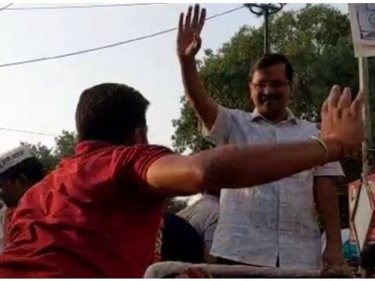 Chauhan slapped Kejriwal for seeking proof of surgical strike