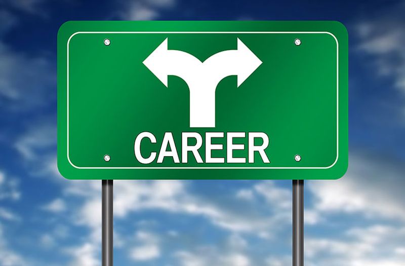 Dont do these 9 mistakes while choosing career