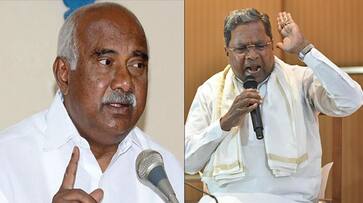 Siddaramaiah Vishwanath in ugly public spat Karnataka coalition govt in trouble