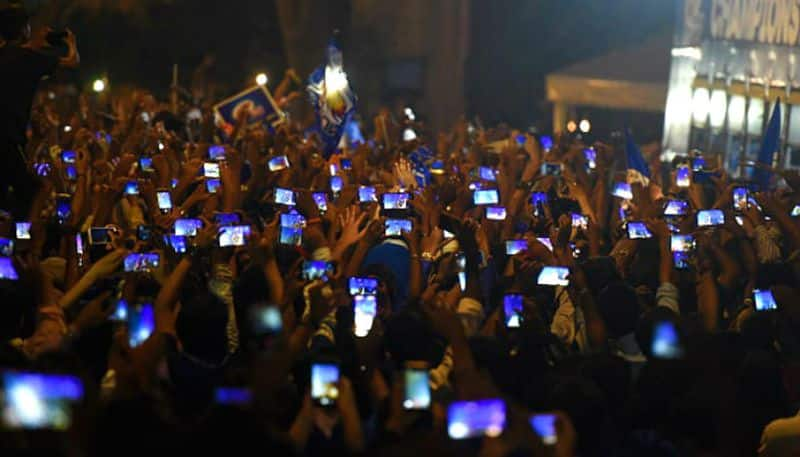 Mumbai Idians road show after winning 4th IPL trophy