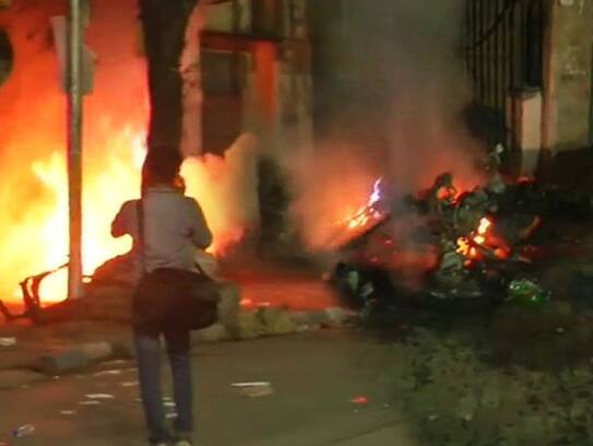 TMC and BJP Youth Wing Workers Clash after Amit Shah Kolkata Roadshow