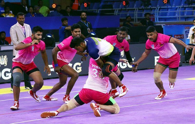 IIPKL kabaddi Bengaluru Rhinos beat Pondicherry Predators