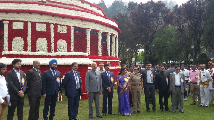 Governor banwarilal opening to ooty flower