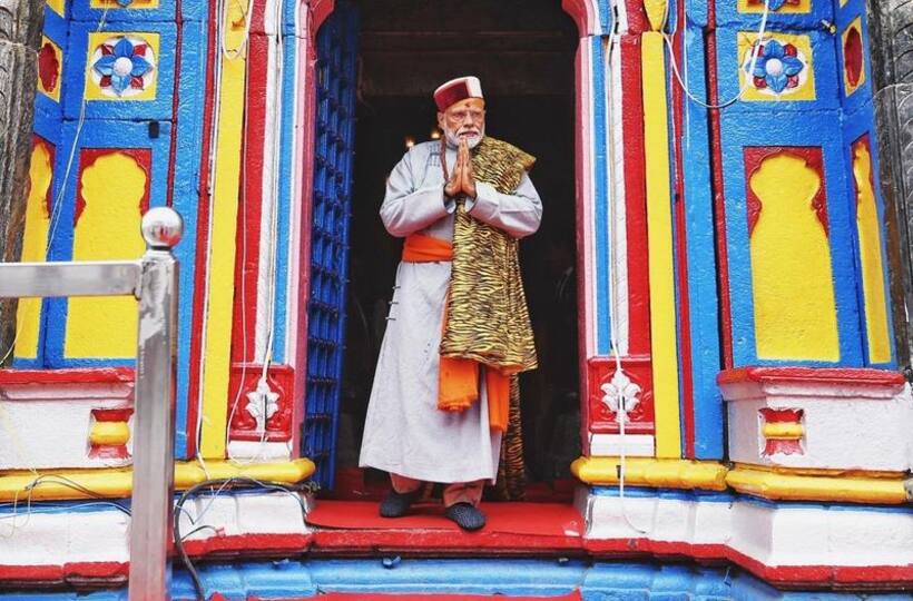 पीएम मोदी की केदारनाथ यात्रा पर बिफरी टीएमसी, चुनाव आयोग से की शिकायत