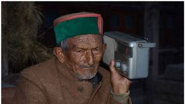 Himachal Pradesh Indias oldest voter gets vaccinated