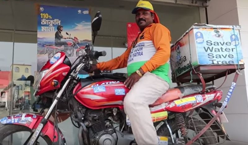 Farmer take his bajaj platina bike to 2 lak km ride across India