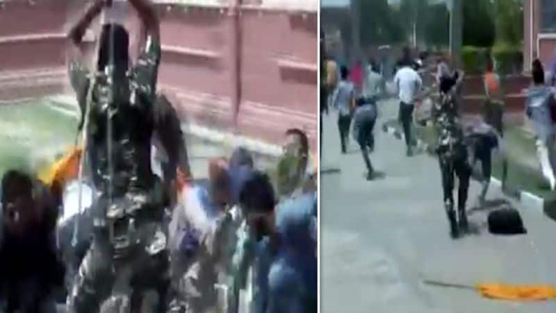 Bihar University Students Protest...! Police And Army Lathi Charge Video..