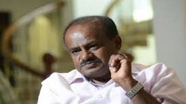 Karnataka MLA Vishwanath says 14 resign; head to resort in Mumbai after meeting Governor