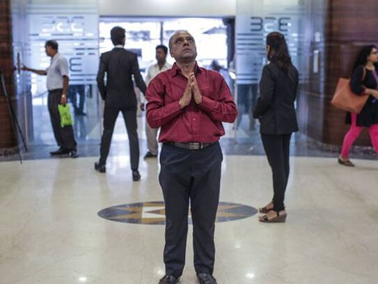 Sensex claims record level ahead of rbi monetary policy decision on repo rate