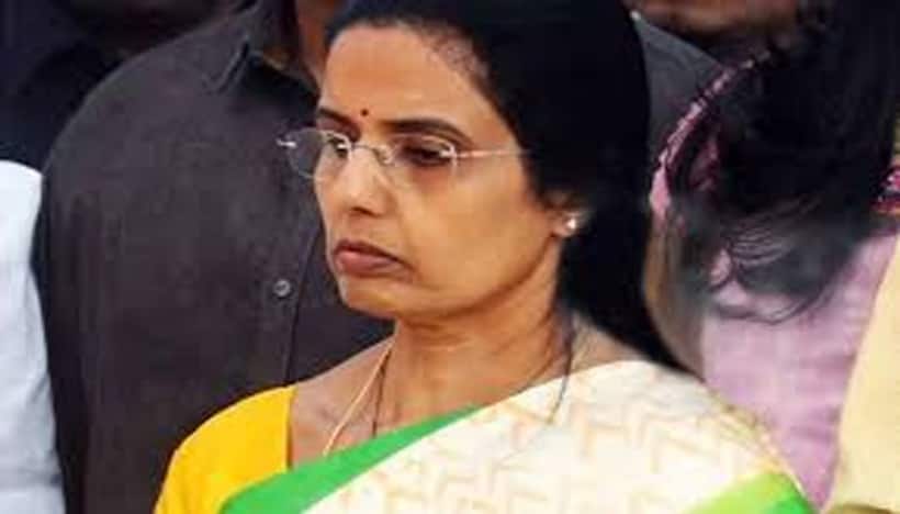 బాధను చెప్పుకునేందుకు దుర్గమ్మ దర్శనానికి వచ్చాను..: చంద్రబాబు అరెస్ట్‌పై నారా భువనేశ్వరి