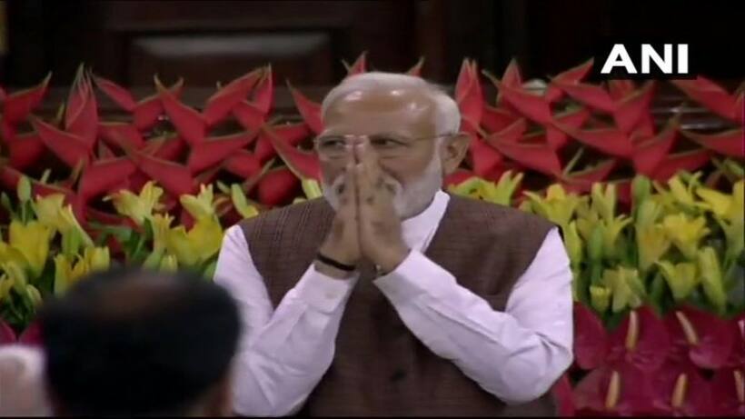 जीत के बाद क्या कर रहे हैं नरेन्द्र मोदी, जानिए यहां