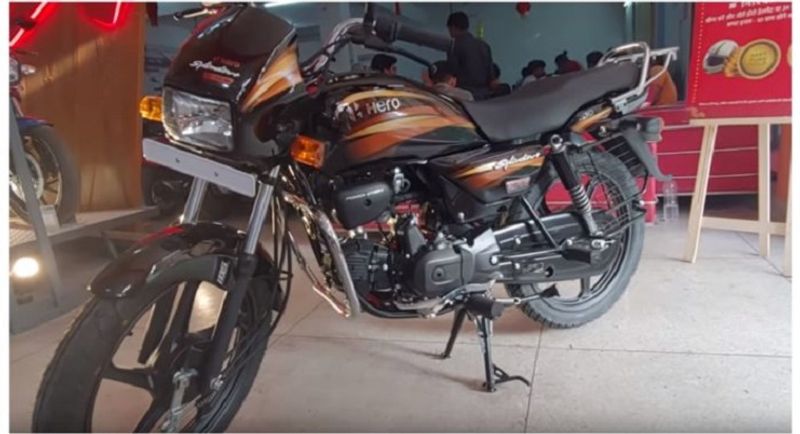 Hero Splendor complete 25 years special edition bike launched