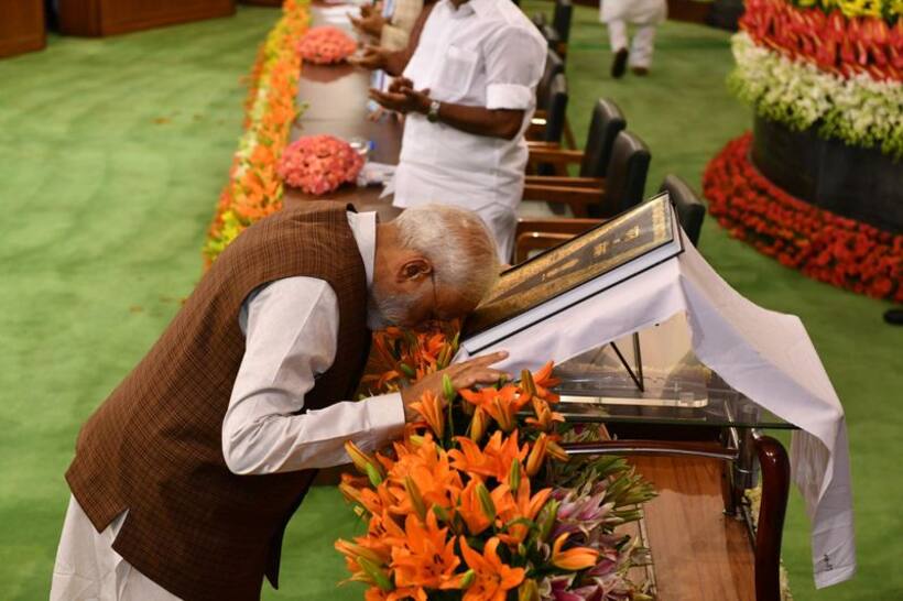 मोदी 2.0 में अल्पसंख्यकों के लिए बड़ा संदेश, विपक्ष की राजनीति के लिए 'खतरा'