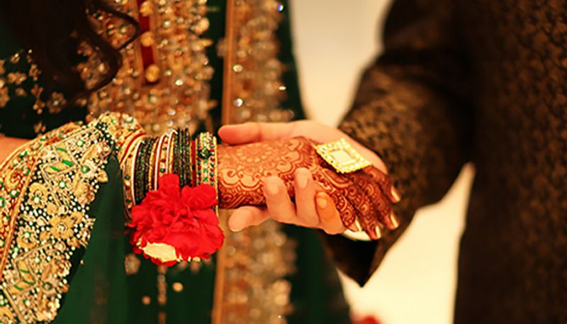 Govt falicitate bride for rejecting drunker Groom