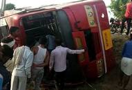 Bus full of passengers toppels over