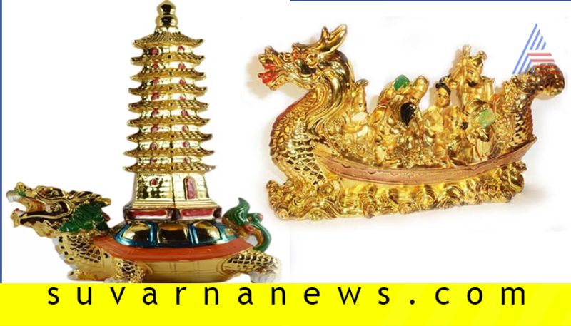 Feng Shui dragon at work place attracts money