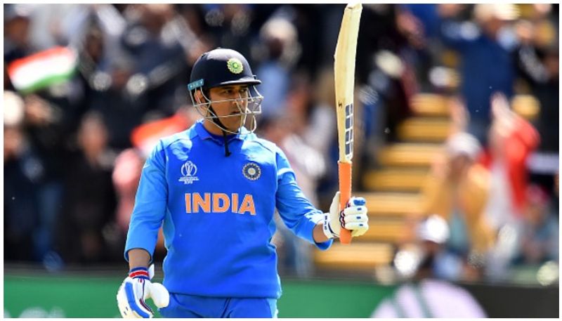 India vs pakistan world cup match MS dhoni on verge of breaking big record