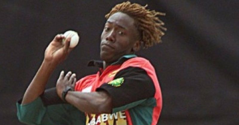 Cricket legend Henry Olonga stuns with audition on The Voice