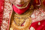 bride stole money and fled in shahjahanpur uttar pradesh