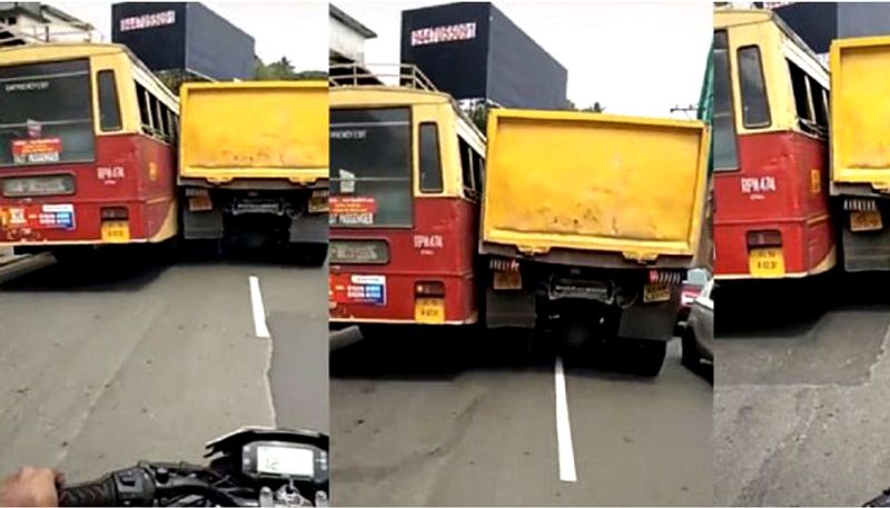 KSRTC And Tipper Viral Video