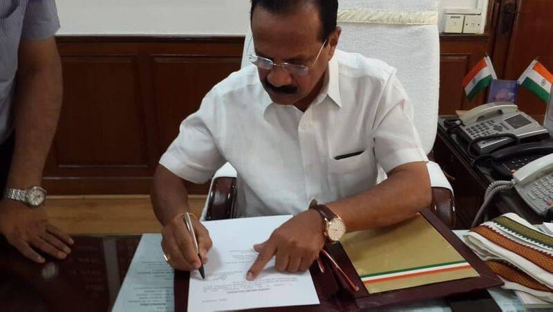 DV Sadananda Gowda