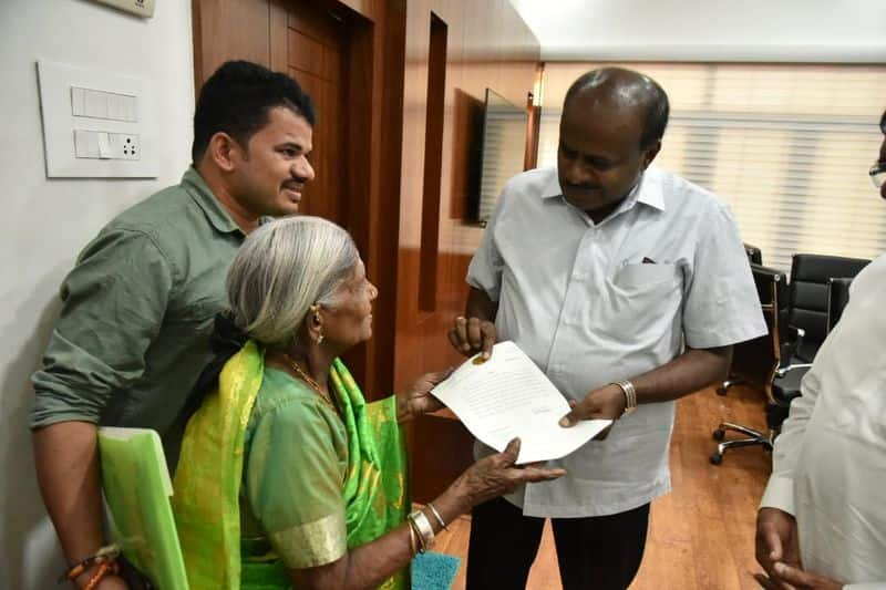 HD Kumaraswamy Responds saalumarada thimmakka Request over tree cut