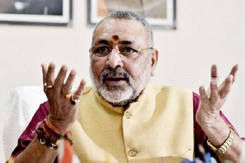 गिरिराज सिंह के नीतीश की इफ्तार पार्टी पर तंज से बिहार में गर्मायी राजनीति
