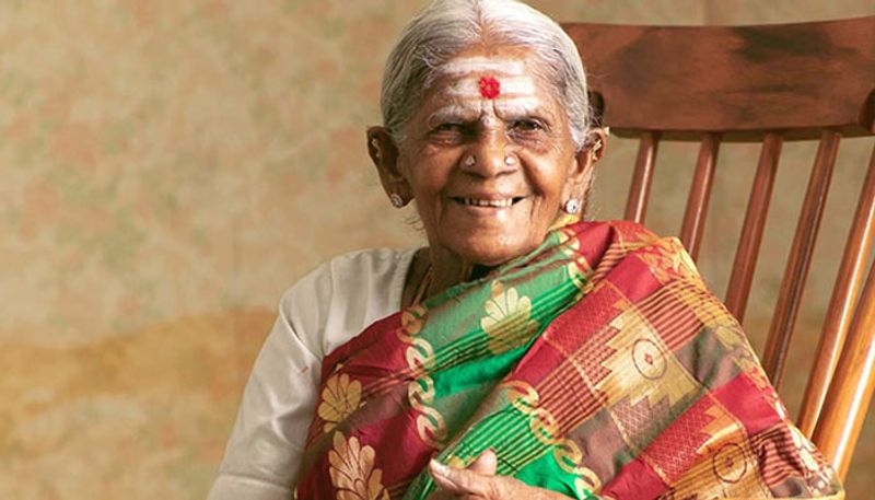 chaitra kundapur case saalumarada thimmakka reached filed complaint in bengaluru police commissioner office gvd