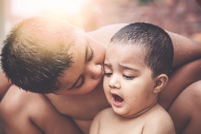 Science says having a kid is one of the Crappiest things that can happen to you