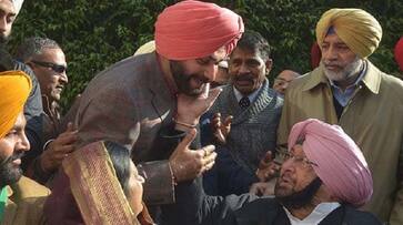 Captain Amarinder Singh clapped, Sidhu stranded in CM's Chakravyuh