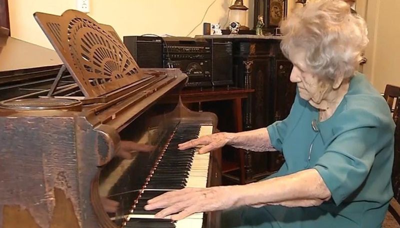 This is the secret behind the longevity of a 108-year-old pianist