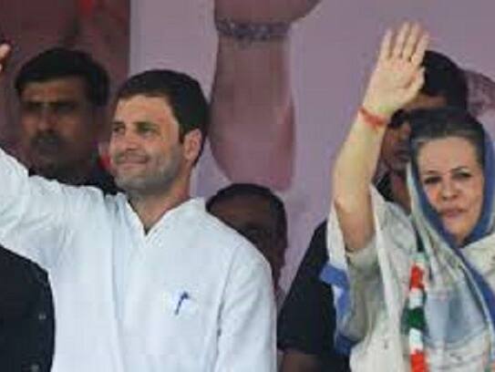 Is Gandhi family finalized interim party president, ak antony is front runner