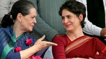 Is congress producing Priyanka in Raebareilly as Sonia successor