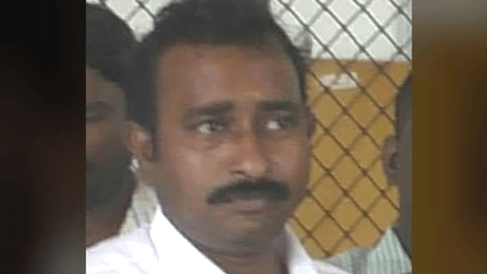 tahsildar annamalai suspend