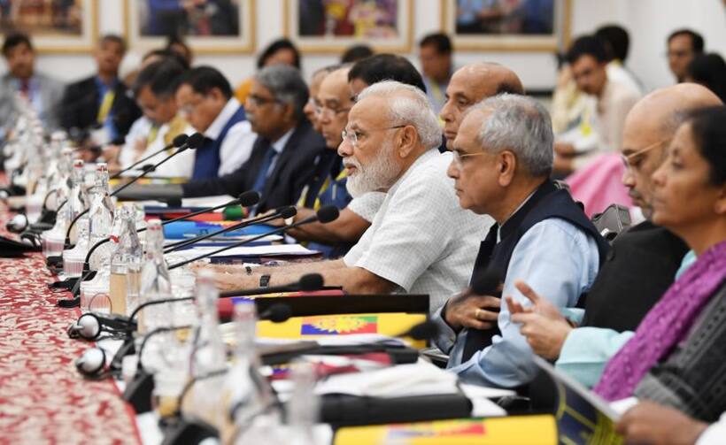 पीएम मोदी का 100 दिन के एजेंडा पर जोर, फोकस में अर्थव्यवस्था और रोजगार