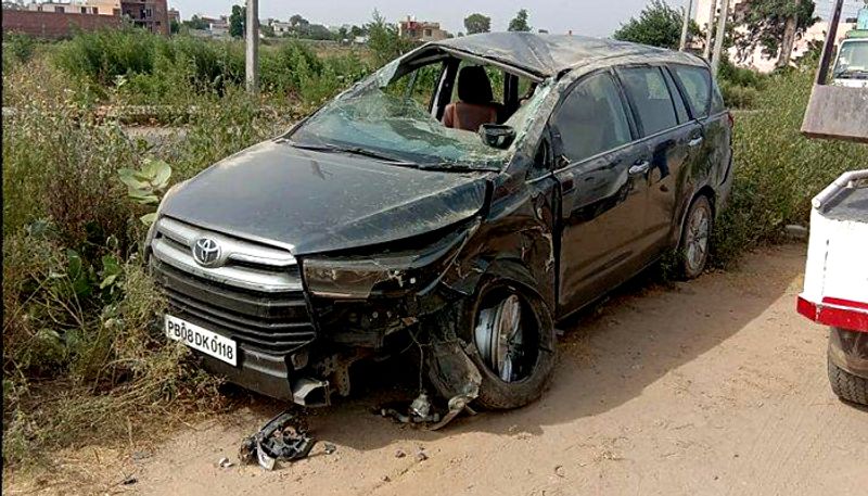 Toyota Innova Crysta Airbag Fail In An Accident