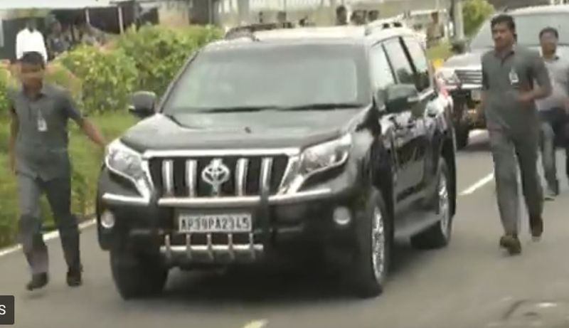 CM jagan mohan reddy use 3 crore worth totyota fortuner car for safety and security