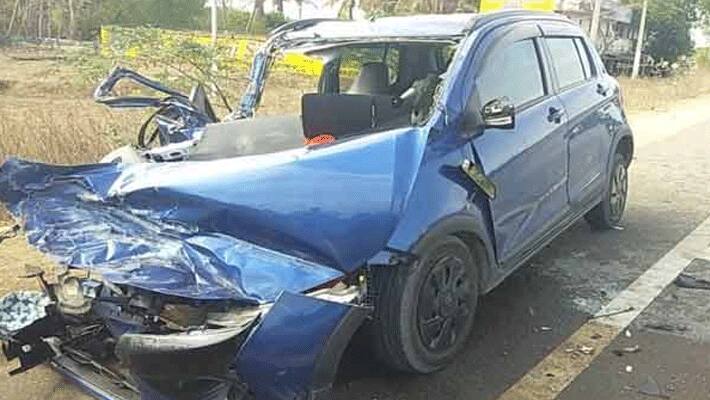 car container lorry clash...3 people dead