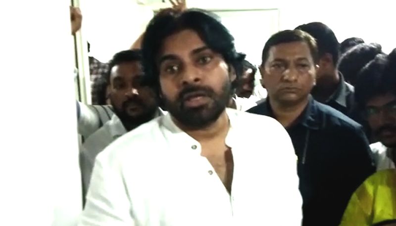 JanaSena Chief Pawan Kalyan Stopped by Police