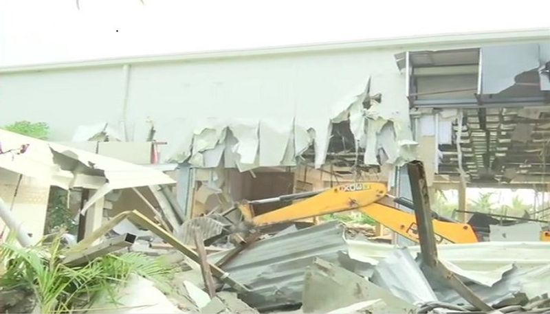 8-Crore Hall Built By Chandrababu Naidu Demolished In Amaravati