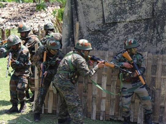Four soldiers martyred in terror attack in Jammu and Kashmir, two terrorists killed
