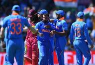 Pakistani cricket team praying for team india to win match