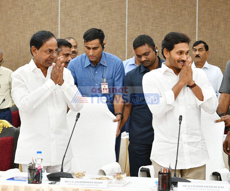 ap cm ys jagan  praises telangana cm kcr on disha incident