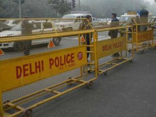 3 to 4 suicide terrorists of Jaish enter Delhi, two suspects arrested in raids at many places