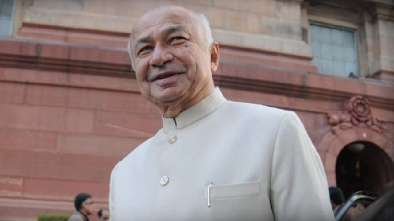 तो क्या महाराष्ट्र के इस दलित नेता पर गांधी परिवार लगाने वाला है दांव?