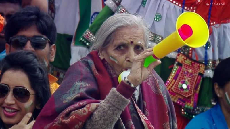 Twitter praise old age women supporter of team India at Birmingham